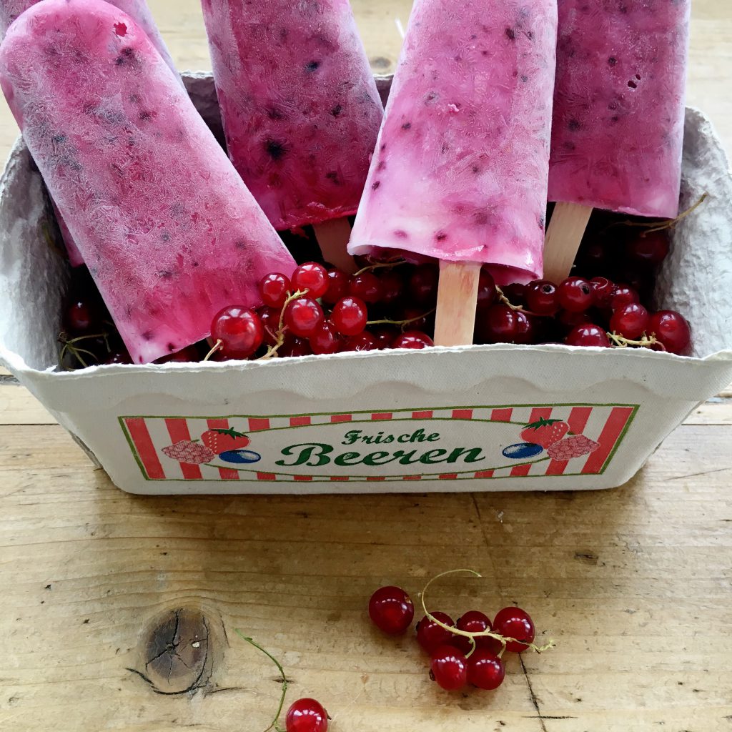 Joghurt-Beeren Eis