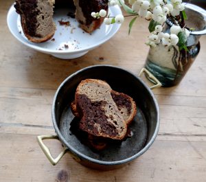 Apfel-Nuss- Marmor Kuchen